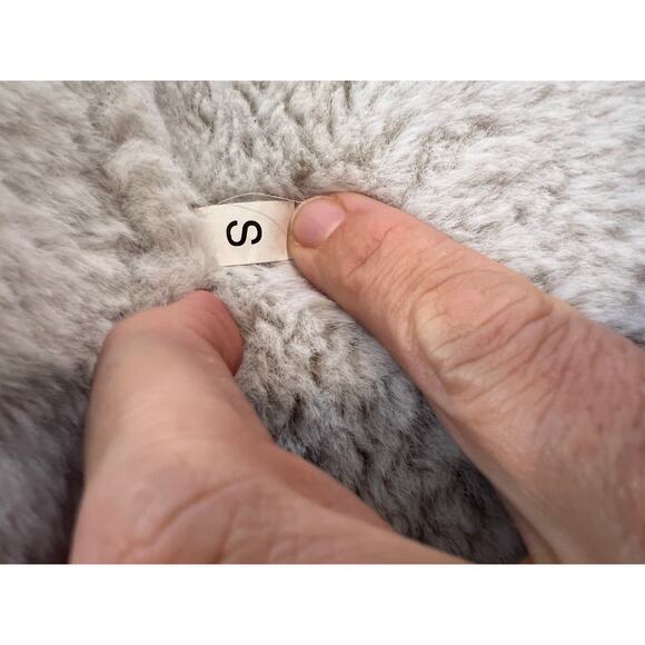 The Dylan Faux Fur Suede Jacket Grey Womans Size S Luxury Unique Casual Quality - Picture 4 of 6